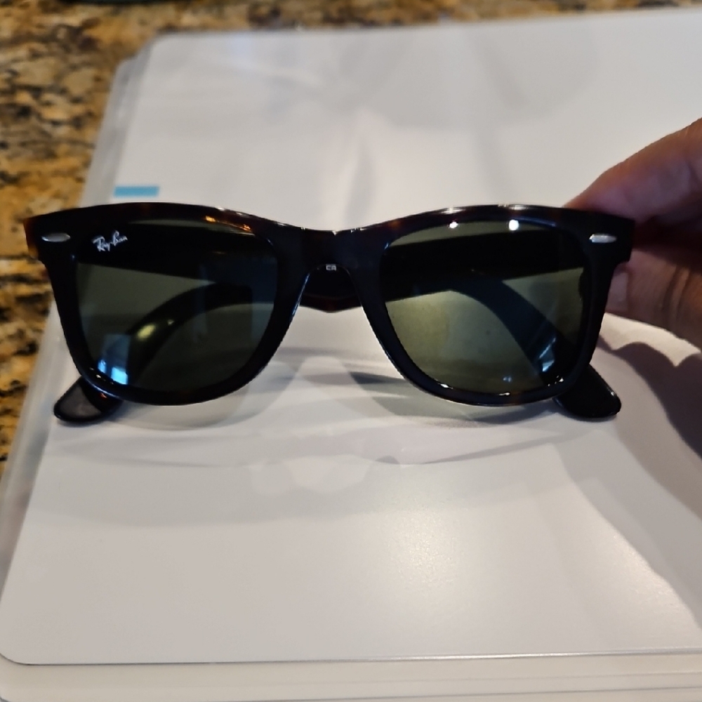 Ray-Ban Tortoise Shell Sunglasses